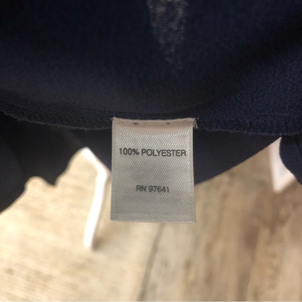 J JILL blue blouse in new condition. Perfect for work or going out. Size M NWOT - Picture 4 of 10